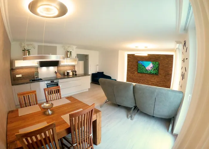 Antike & Modern Deluxe Apartament